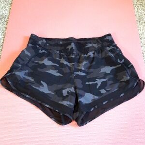 Athleta Printed Mesh Racer Run Short